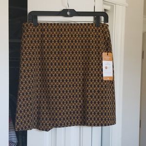 Standout Skirt